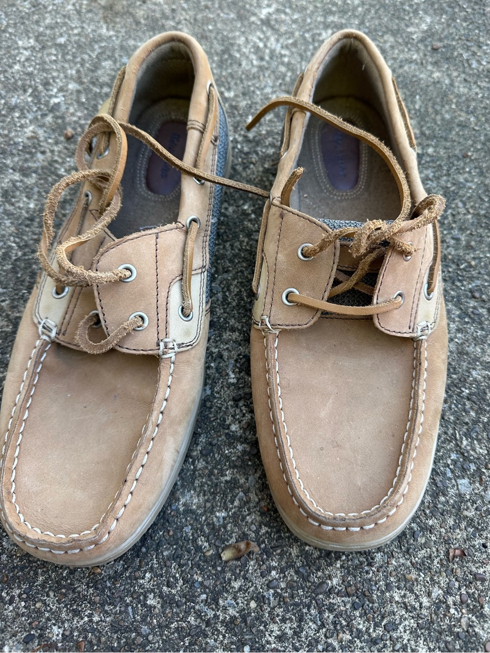 Maui Island women's tan leather boat shoes
